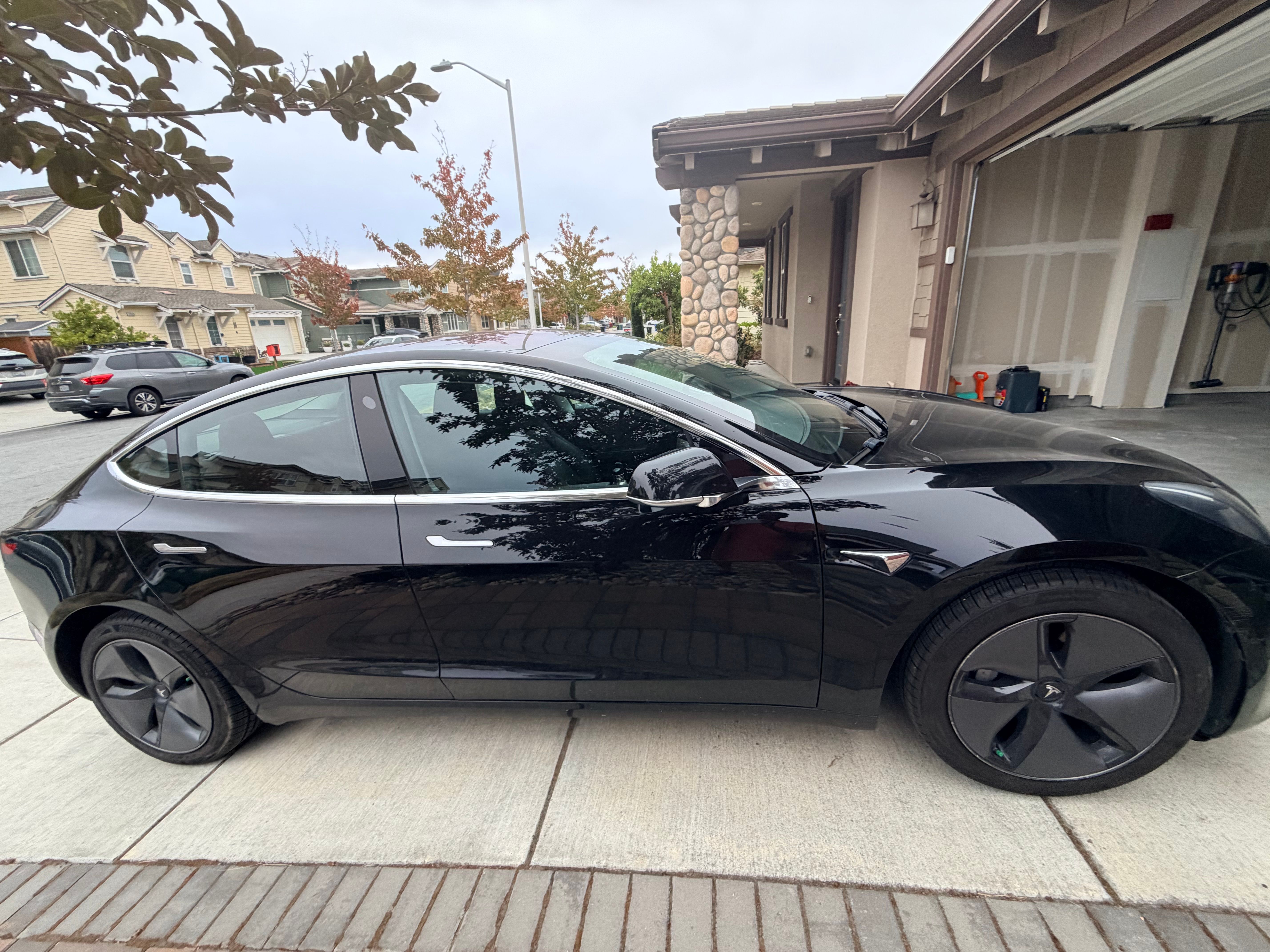 Used 2018 Tesla Model 3 Performance AWD/4WD image 4