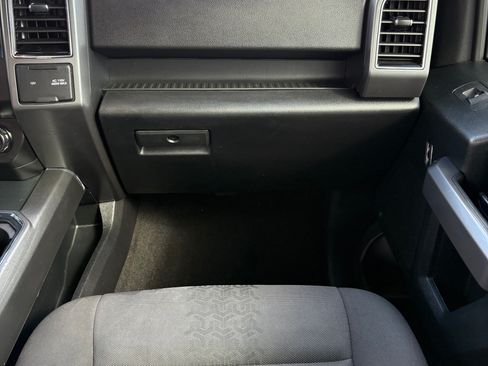 Used 2019 Ford F150 XLT w/ Equipment Group 302A Luxury AWD/4WD image 15