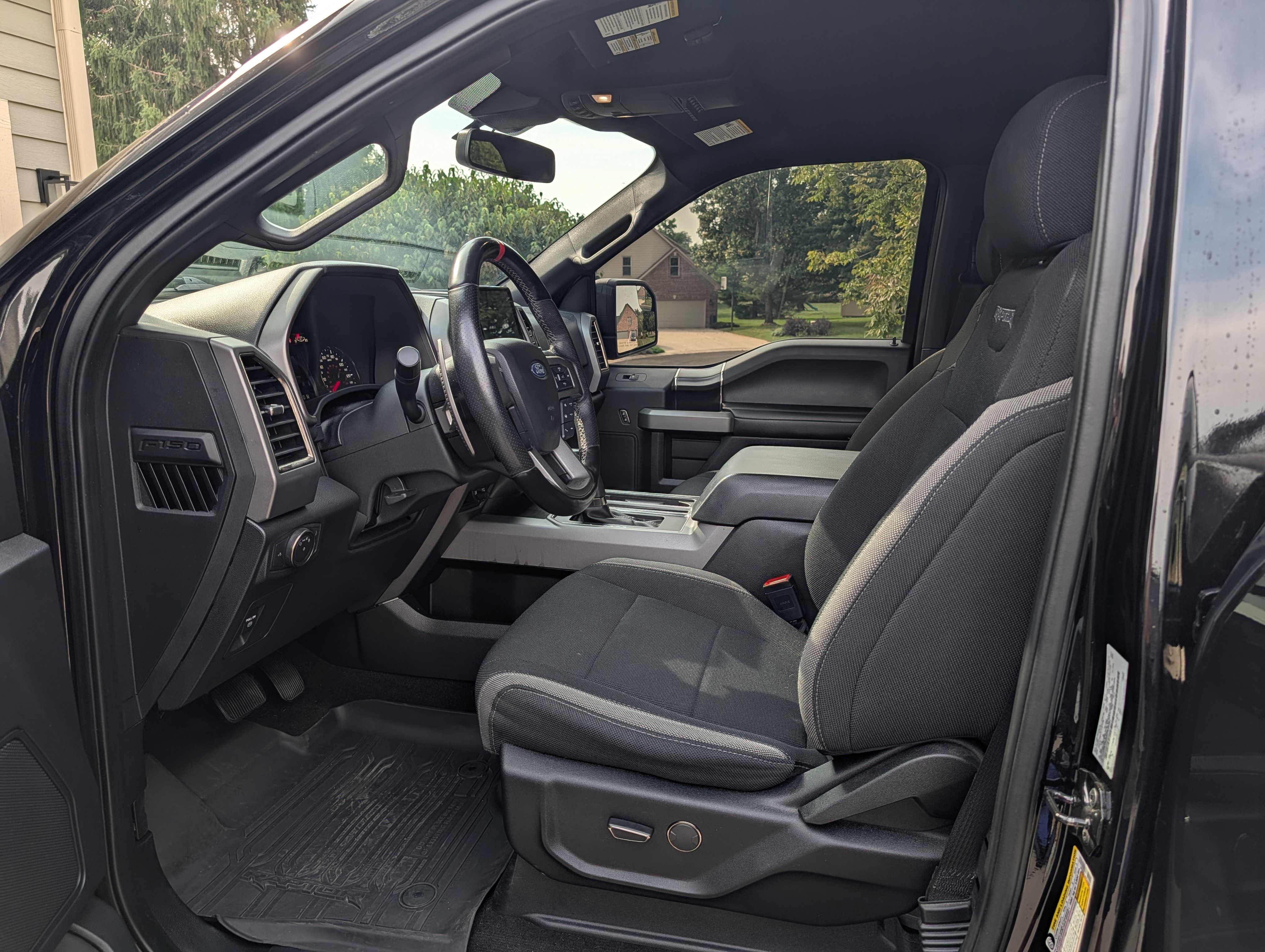 Used 2019 Ford F150 Raptor AWD/4WD image 15