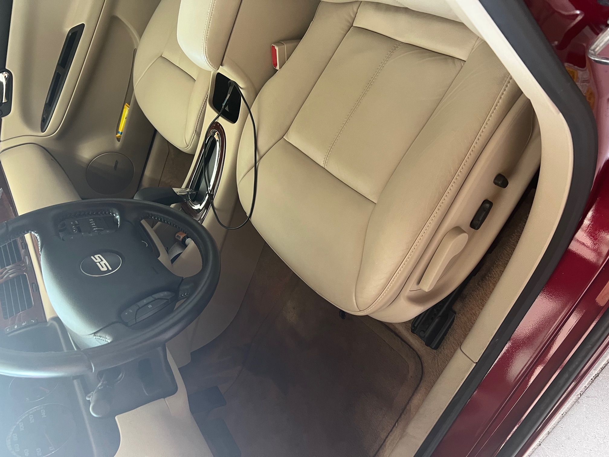 Used 2008 Chevrolet Impala SS FWD image 14