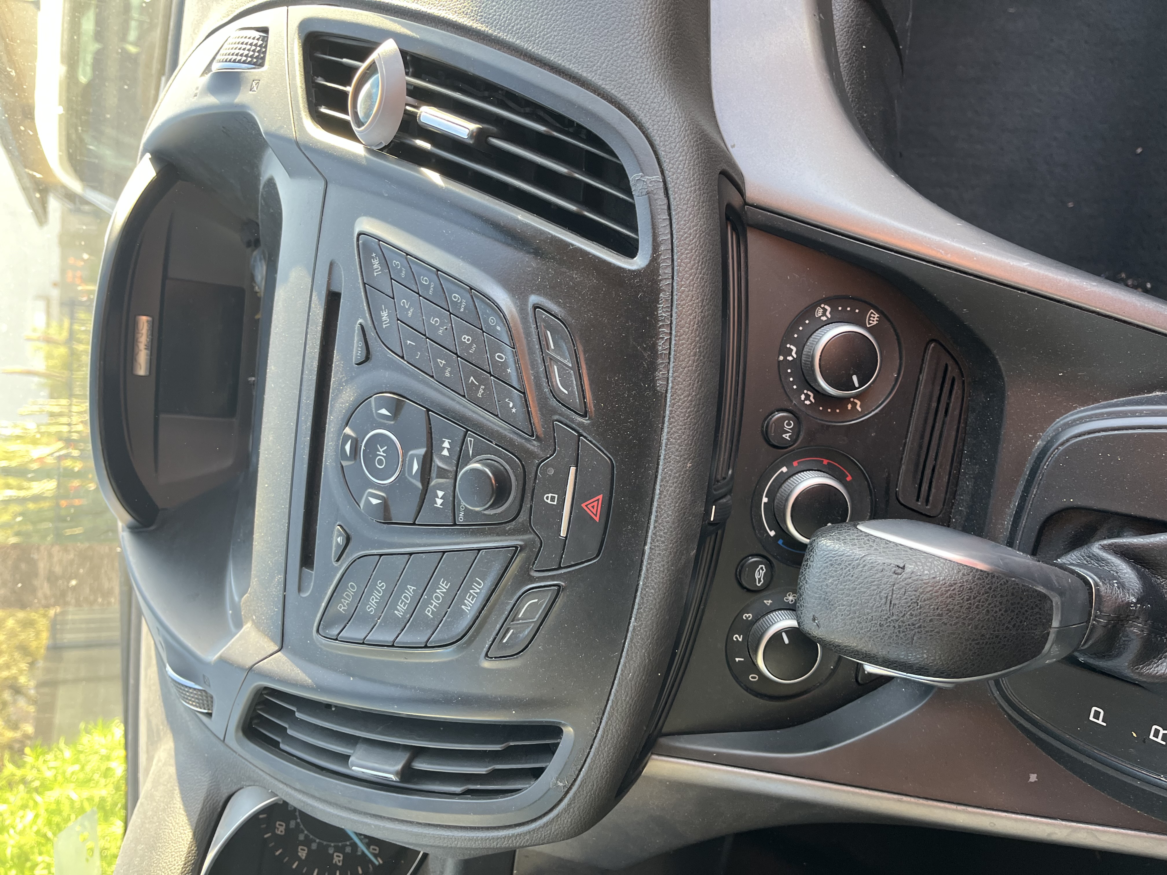 Used 2014 Ford Escape SE FWD image 10
