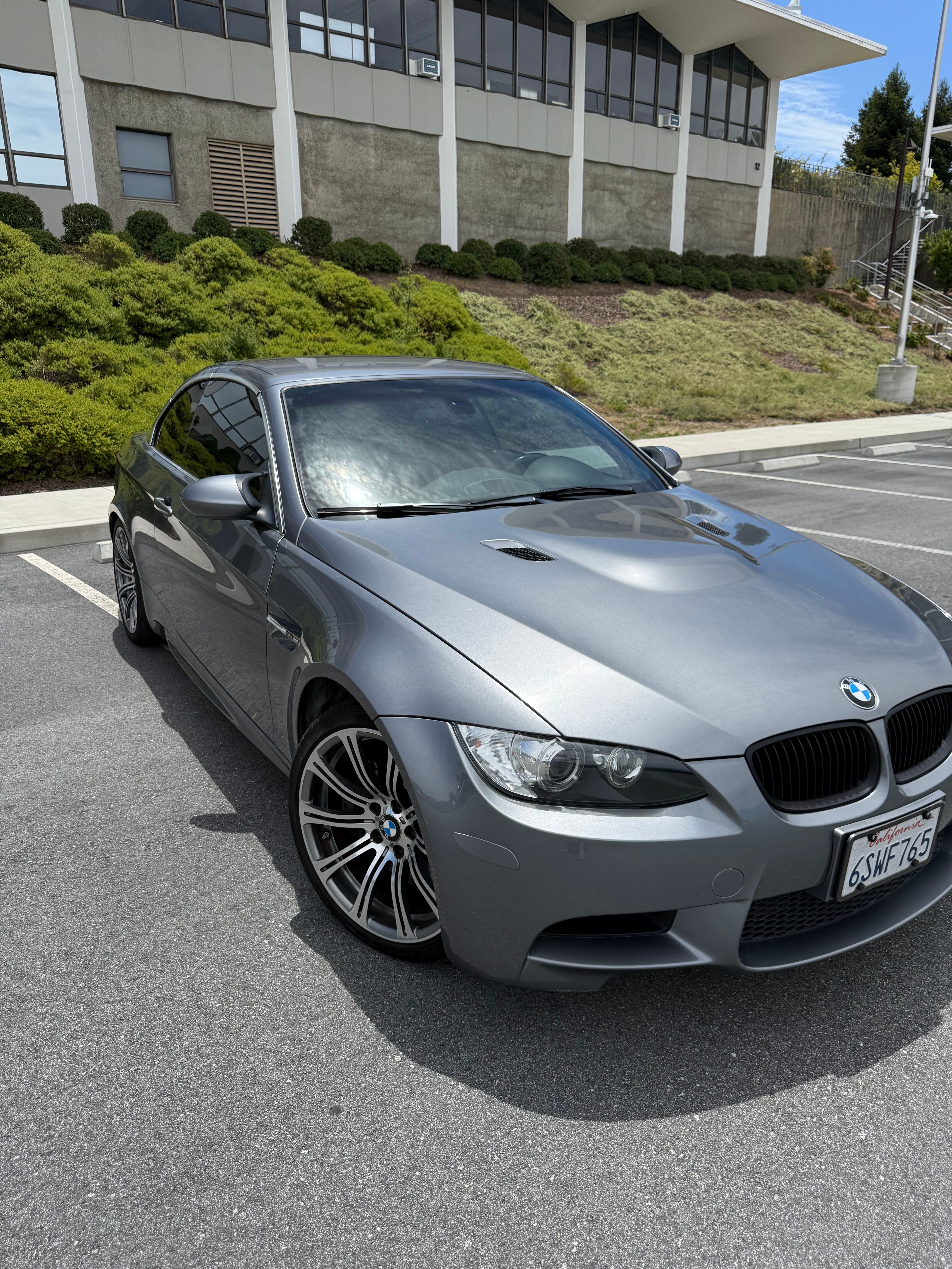 Used 2011 BMW M3 Convertible RWD image 4