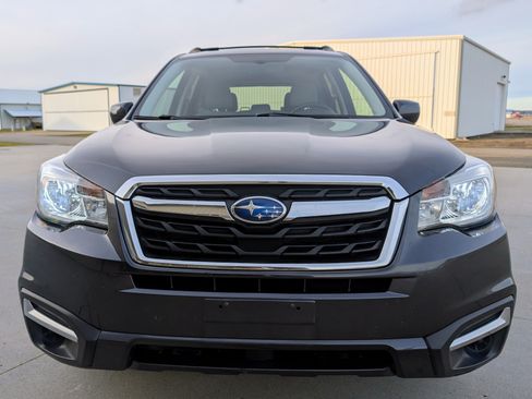 Used 2017 Subaru Forester 2.5i Premium w/ Popular Package #2A image 4