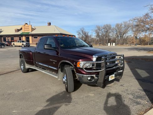 Used 2004 Dodge Ram 3500 Truck SLT w/ Trailer Tow Group AWD/4WD image 11
