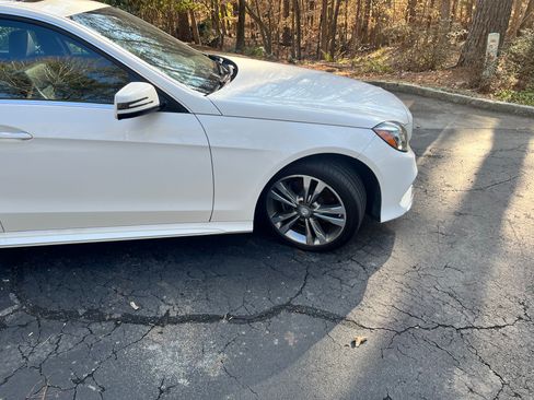 Used 2015 Mercedes-Benz E 350 Sedan image 16