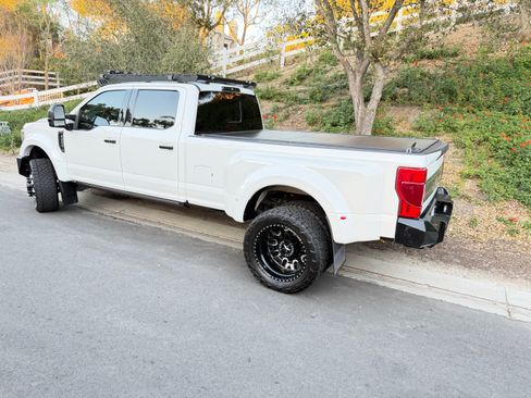 Used 2021 Ford F450 Limited w/ FX4 Off-Road Package image 2