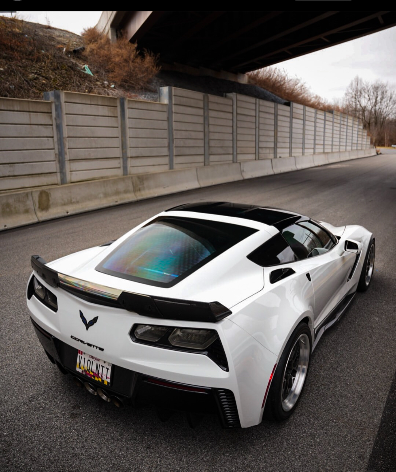 Used 2015 Chevrolet Corvette Z06 w/ 3LZ Preferred Equipment Group RWD image 5