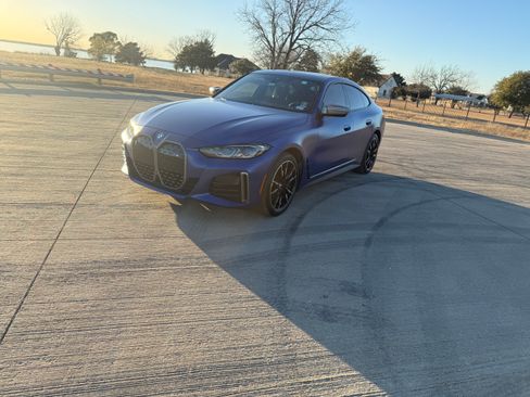 Used 2023 BMW i4 M50 w/ Premium Package image 8