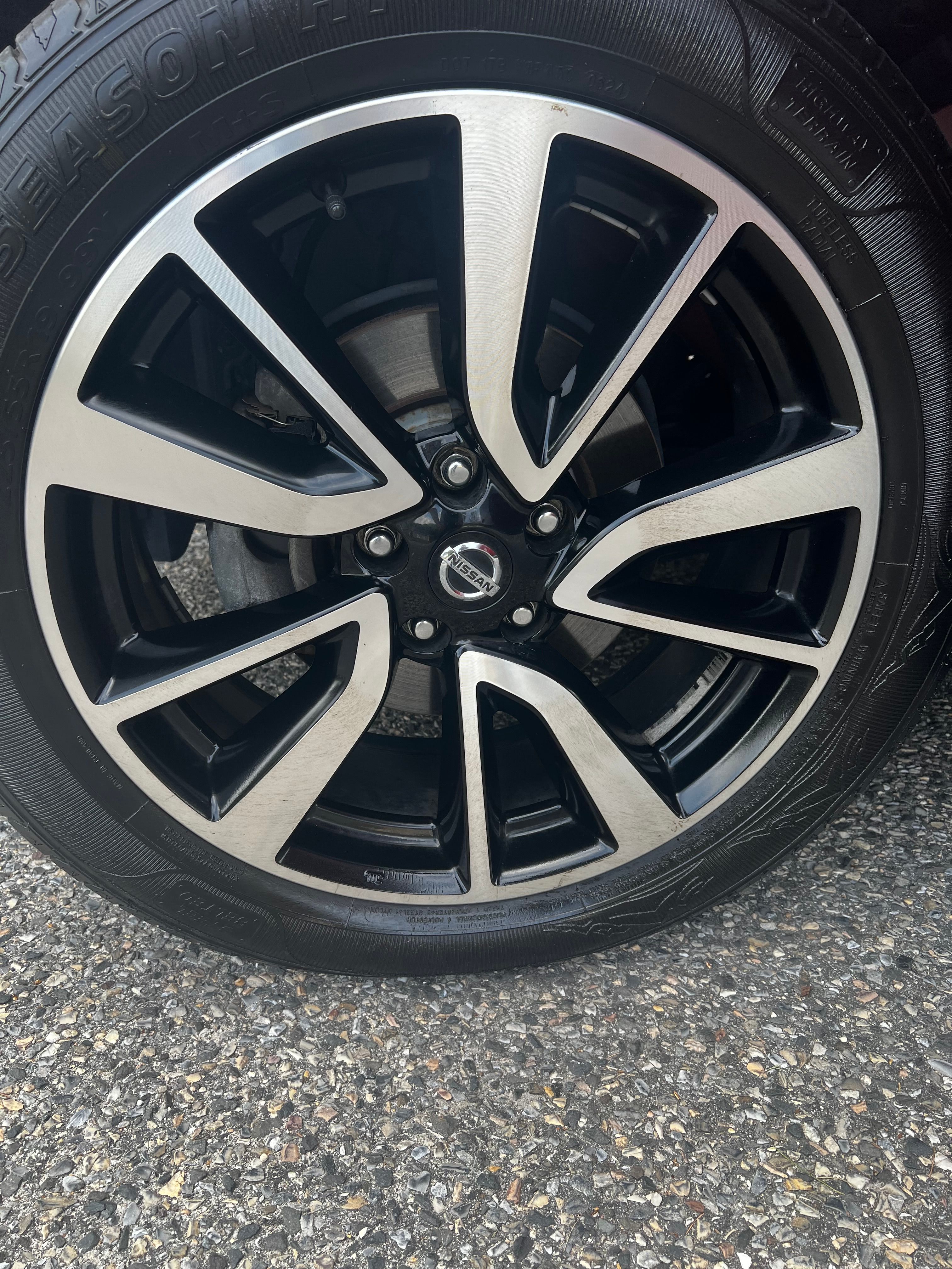 Used 2019 Nissan Rogue SL w/ Premium Package AWD/4WD image 25