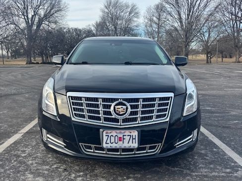 Used 2015 Cadillac XTS Luxury w/ Driver Awareness Package image 2