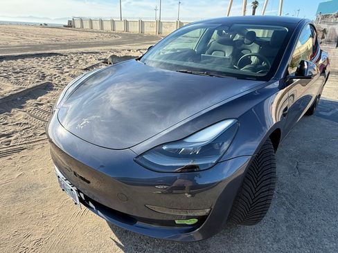 Used 2023 Tesla Model 3 Standard Range RWD image 4