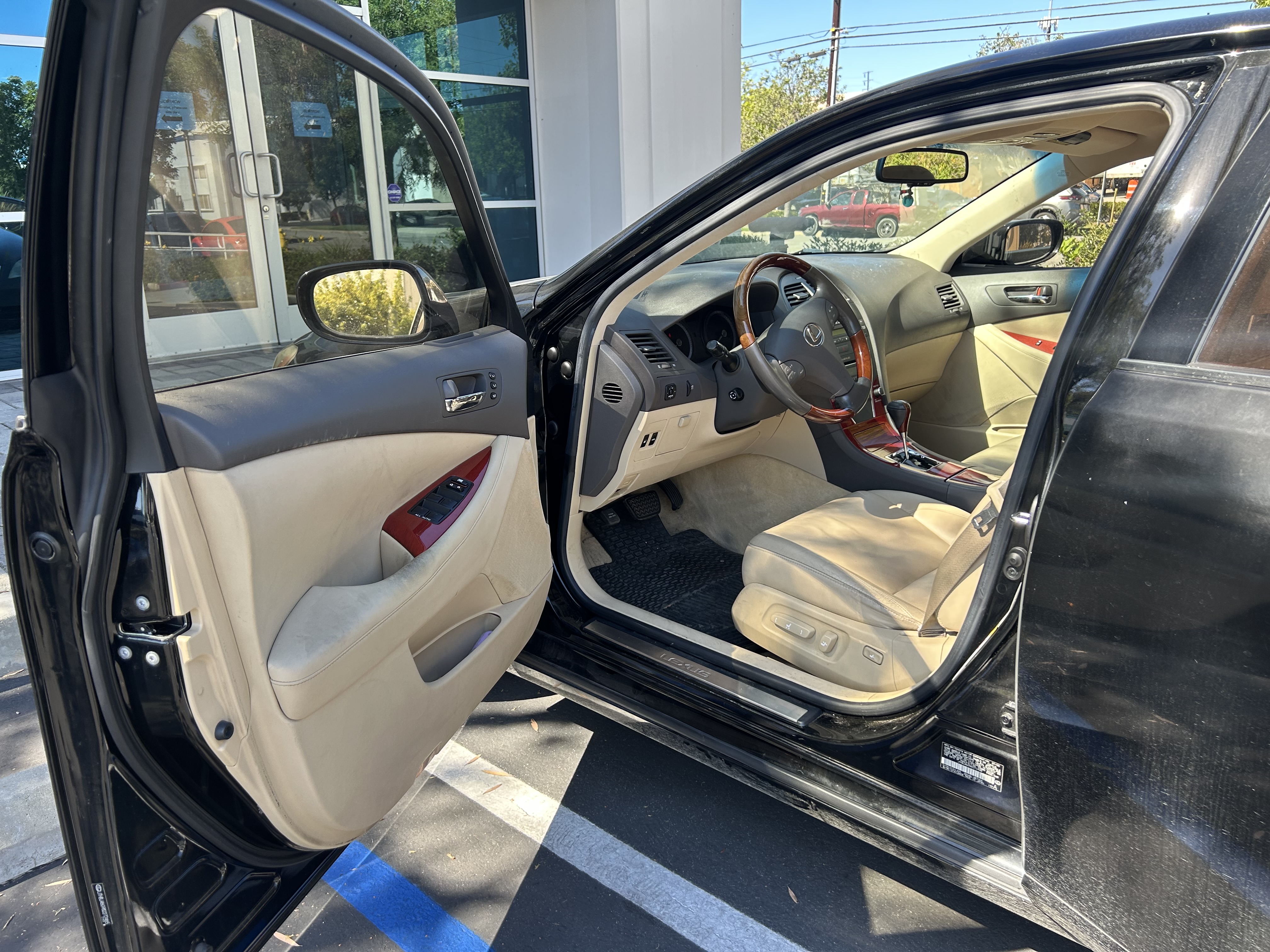 Used 2008 Lexus ES 350 w/ Premium Pkg FWD image 17