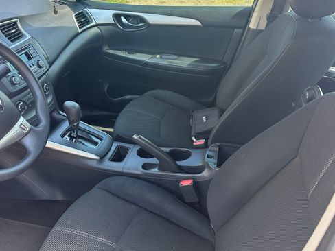 Used 2017 Nissan Sentra S image 8