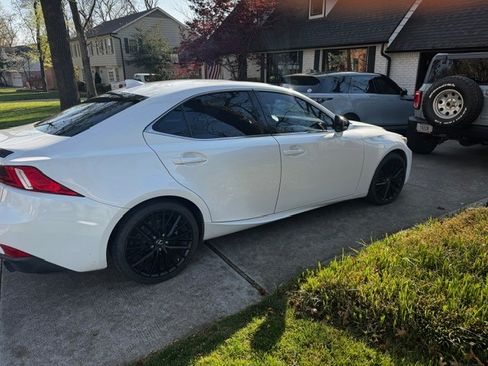 Used 2014 Lexus IS 250 w/ Navigation Package image 2