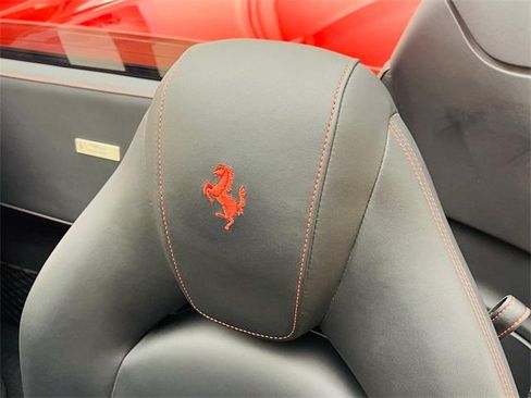 Used 2019 Ferrari 488 Spider image 8