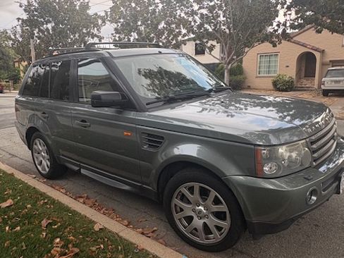 Used 2007 Land Rover Range Rover Sport HSE image 2
