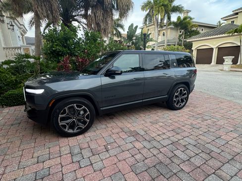 Used 2026 Rivian R1S Adventure AWD/4WD image 1