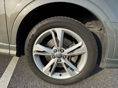 Used 2020 Audi Q3 2.0T Premium w/ Convenience Package image 12