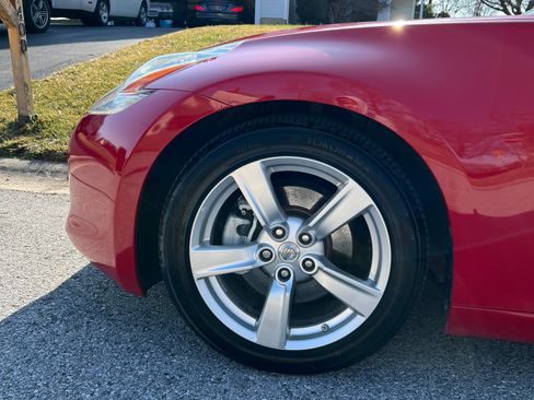 Used 2012 Nissan 370Z Coupe image 5