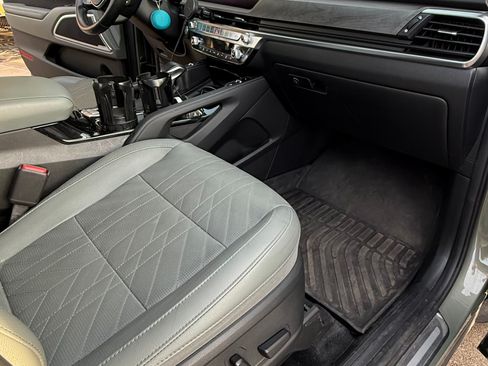 Used 2024 Kia Telluride SX X-Line image 8