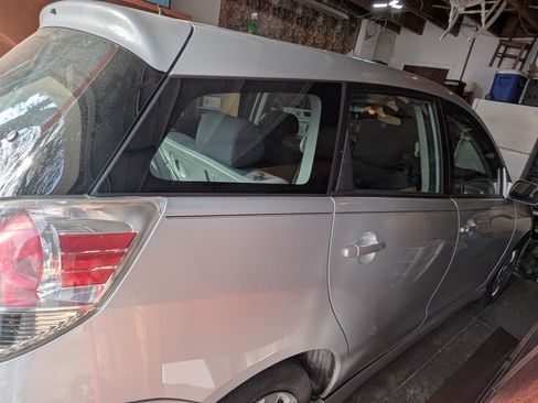 Used 2006 Toyota Matrix image 11