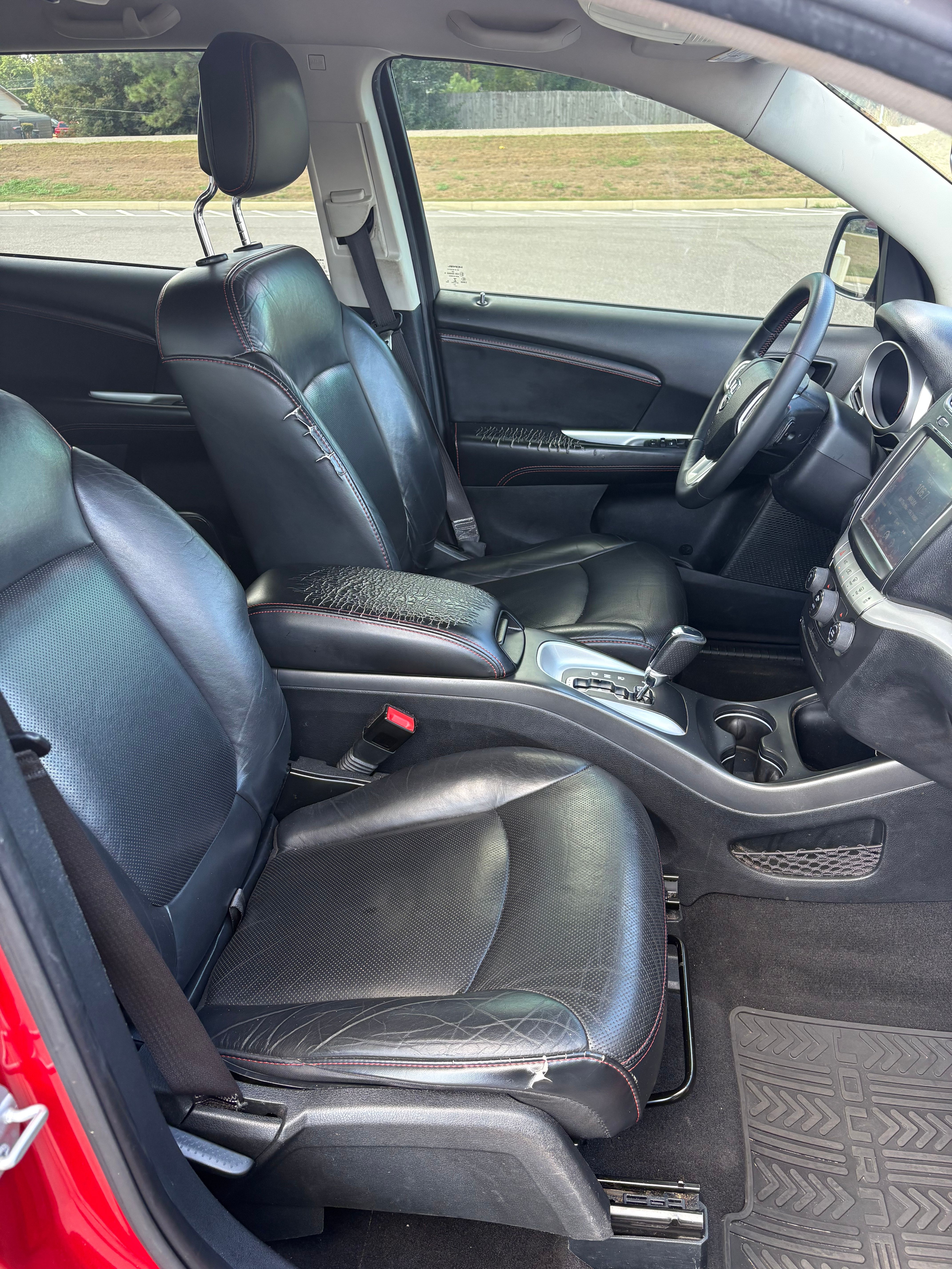 Used 2017 Dodge Journey GT FWD image 1