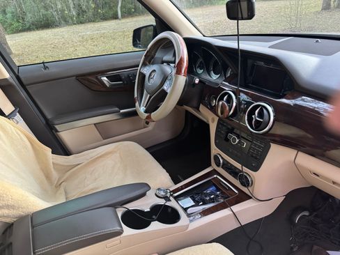 Used 2013 Mercedes-Benz GLK 350 2WD image 10