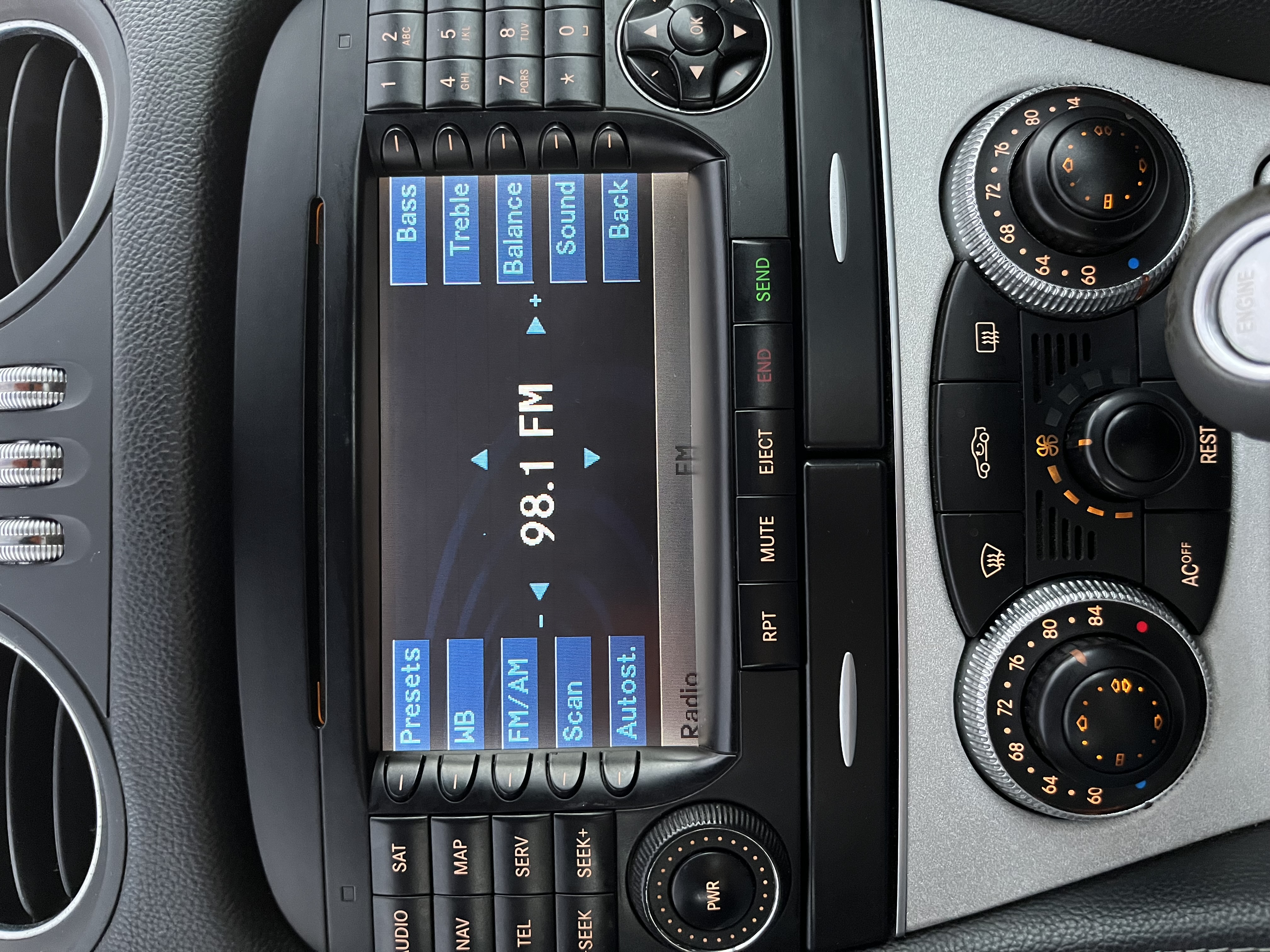 Used 2005 Mercedes-Benz SL 55 AMG image 18