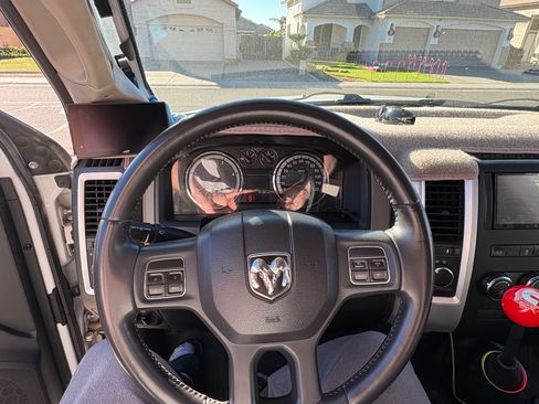 Used 2012 RAM 2500 Big Horn image 15