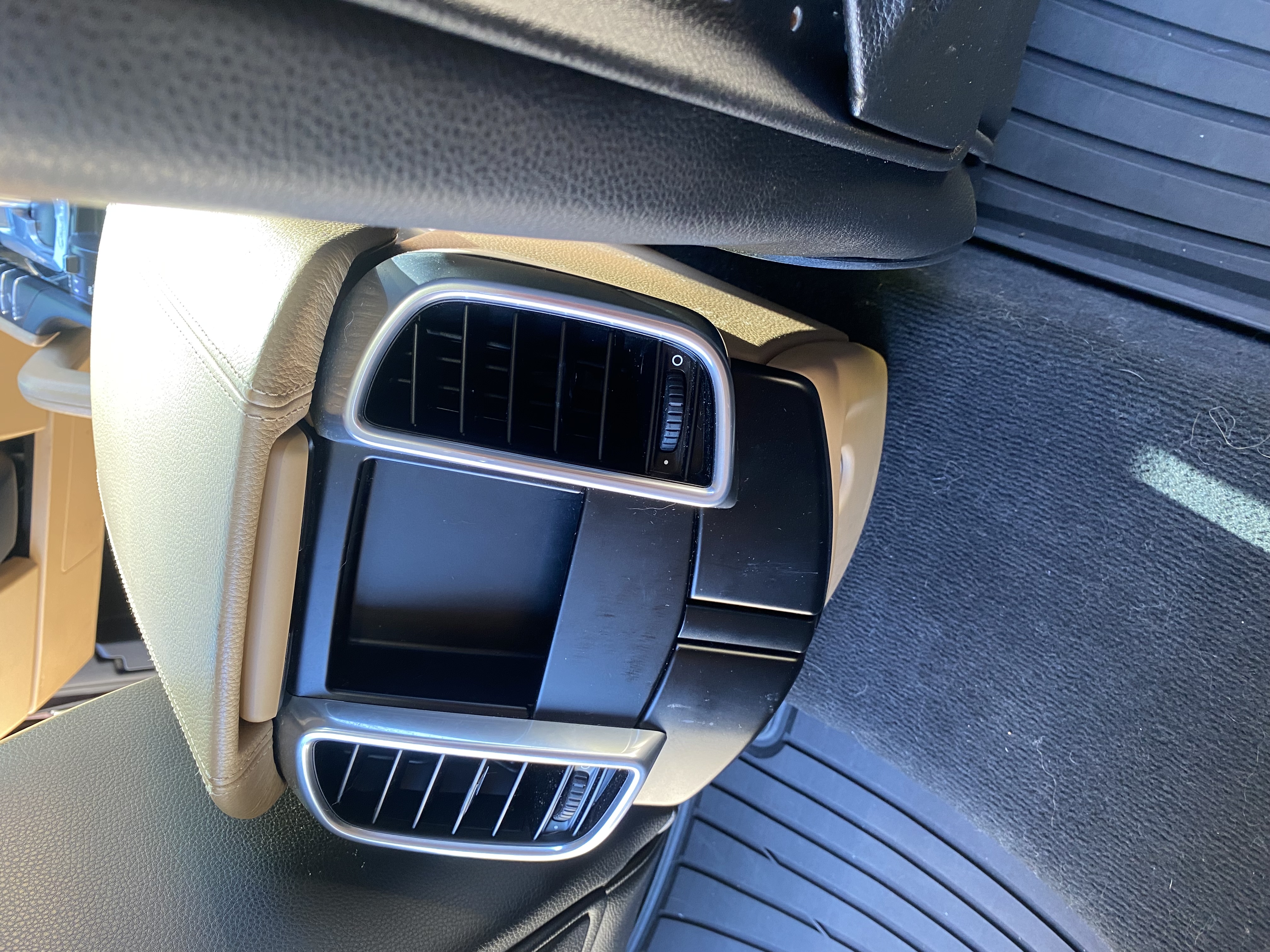 Used 2014 Porsche Cayenne AWD/4WD image 29