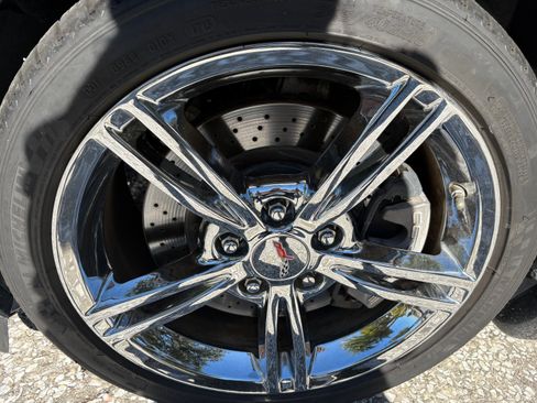 Used 2006 Chevrolet Corvette Coupe 2D w/ Preferred Equipment Group image 5