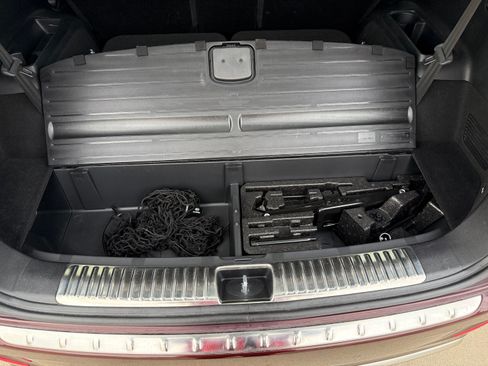 Used 2018 Kia Sorento SX image 16