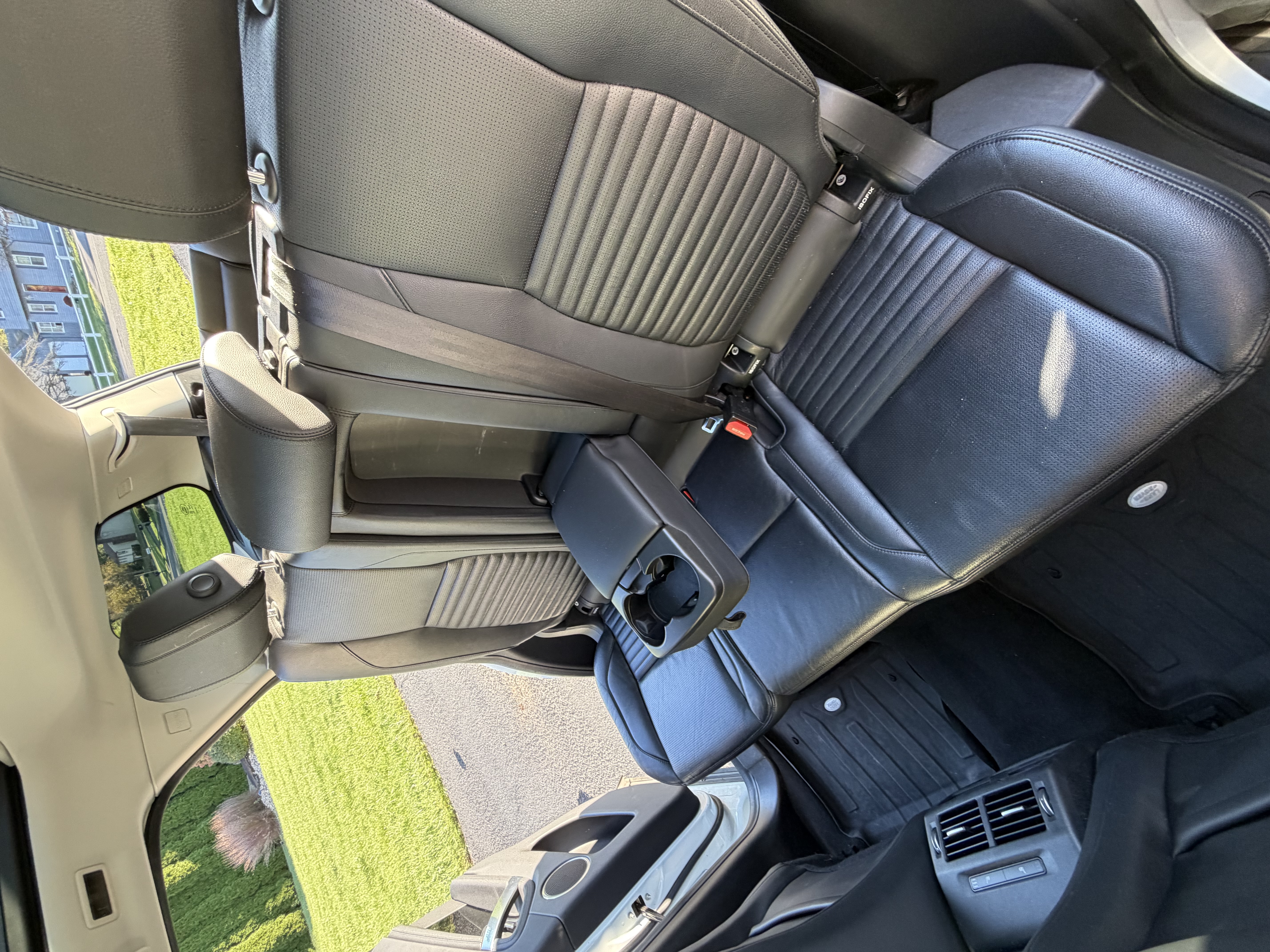Used 2022 Land Rover Discovery Sport S AWD/4WD image 10