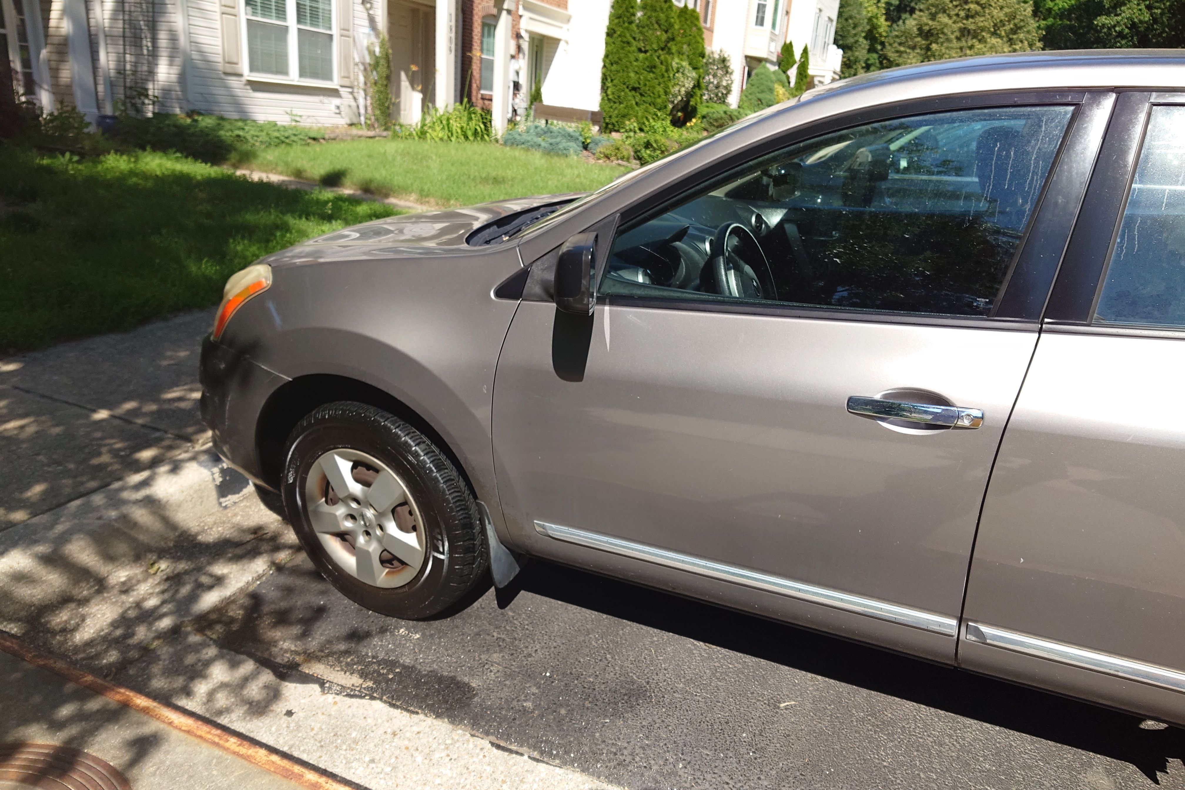 Used 2011 Nissan Rogue S AWD/4WD image 4