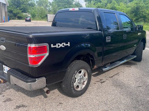 Used 2011 Ford F150 XLT w/ XLT Convenience Pkg AWD/4WD image 12