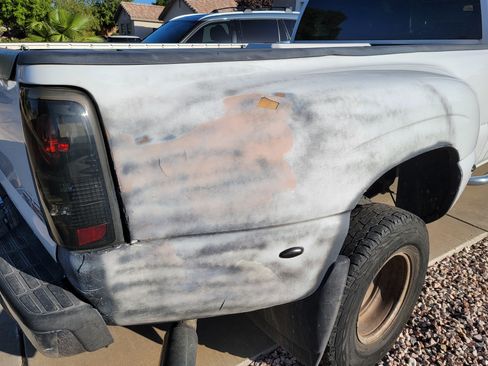 Used 2005 GMC Sierra 3500 SLE w/ Heavy-Duty Power Package image 8