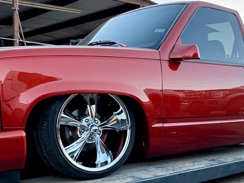 Used 1992 Chevrolet Silverado 1500 2WD Regular Cab image 1