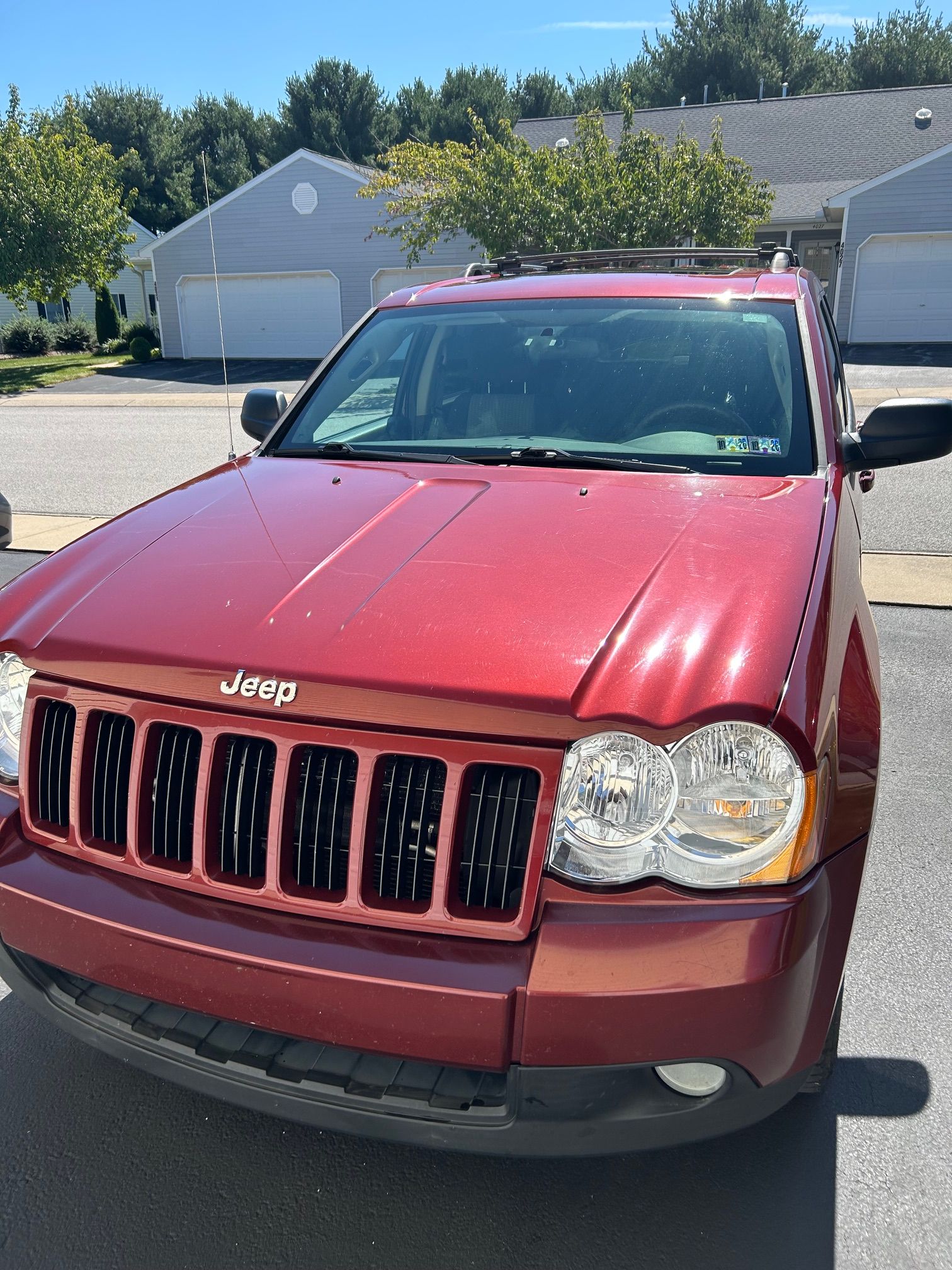 Used 2008 Jeep Grand Cherokee Laredo w/ Sun/Sound Group AWD/4WD image 2