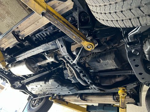 Used 2005 Lexus GX 470 image 22