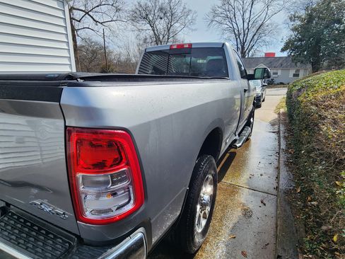 Used 2020 RAM 3500 Tradesman w/ Chrome Appearance Group image 13