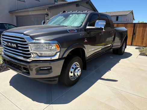 Used 2023 RAM 3500 Limited AWD/4WD image 1