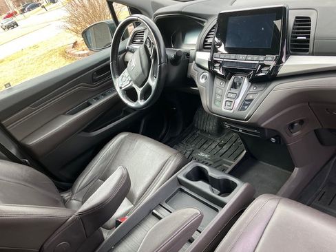 Used 2018 Honda Odyssey Touring image 9