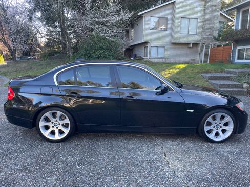 Used 2006 BMW 330i Sedan image 8