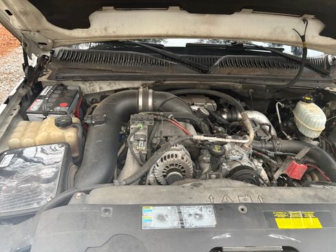 Used 2006 Chevrolet Silverado 2500 W/T w/ Heavy-Duty Power Package image 22