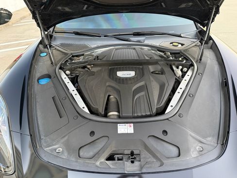 Used 2019 Porsche Panamera 4 image 22