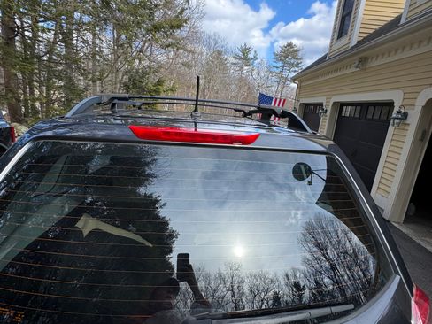 Used 2015 Subaru Forester 2.5i w/ Alloy Wheel Package image 2