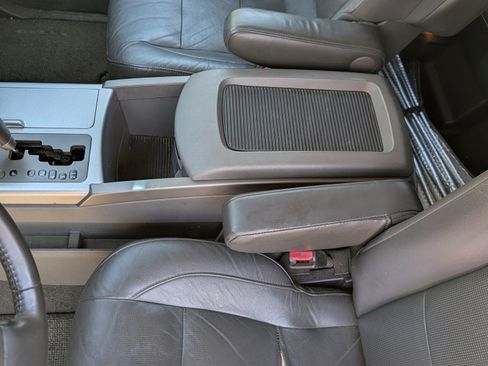 Used 2005 Nissan Armada LE w/ (U01) Technology Pkg (LE) image 22