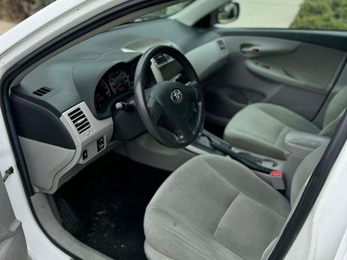 Used 2013 Toyota Corolla L image 11