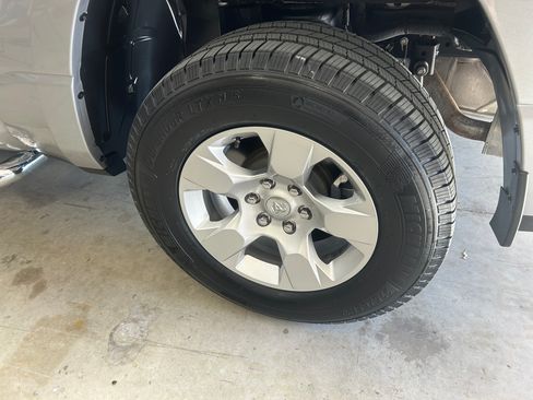 Used 2020 RAM 1500 Lone Star image 11