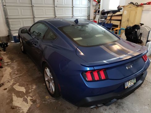 Used 2024 Ford Mustang GT Premium image 5
